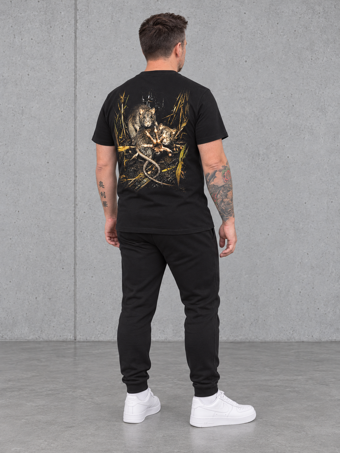 HEAVY PET(T)ING Shirt NS305 Black – Ganzkörper Rücken schräg #farbe_black