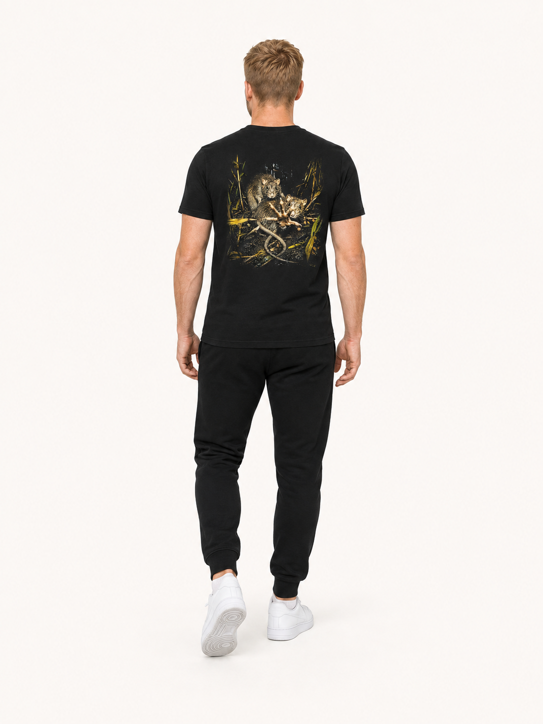 Black – Ganzkörper Rückenansicht
