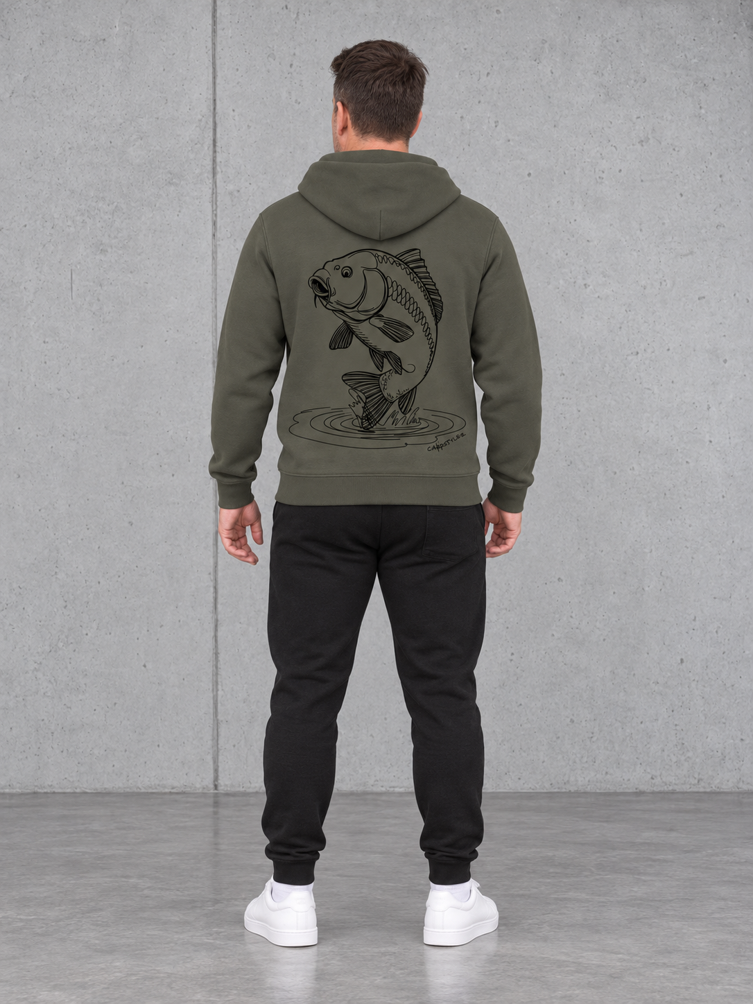 THE RISE Hoodie – Ganzkörper Rückenansicht #farbe_organic khaki