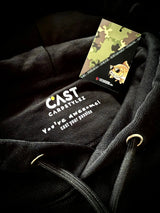 Detailaufnahme eines nachhaltigen Carpstylez Hoodies aus Bio-Baumwolle.