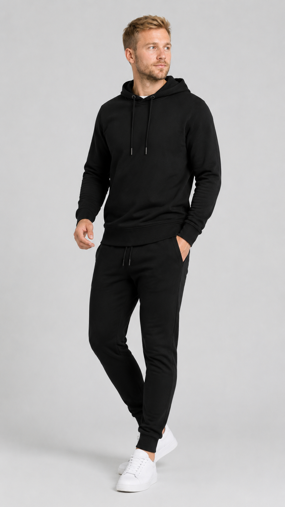 carpstylez BLACKWATER CARP Hoodie – Studio Mock Fullbody, Karpfen-Streetwear