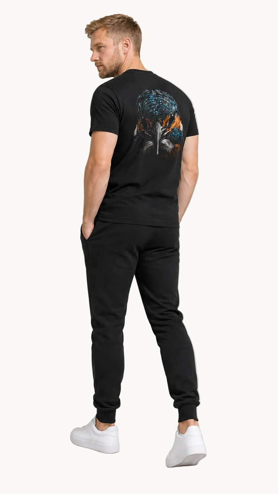 carpstylez BLACKWATER KINGFISHER Shirt – Studio Mock Fullbody, Karpfen-Streetwear