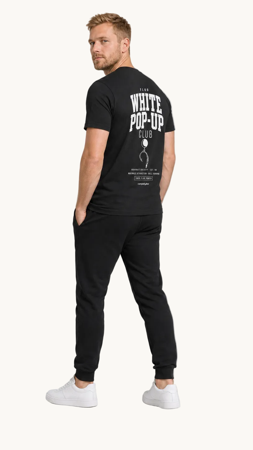 carpstylez FLUO WHITE POP-UP Club Shirt schwarz – getragen, Ganzkörper Rückseite