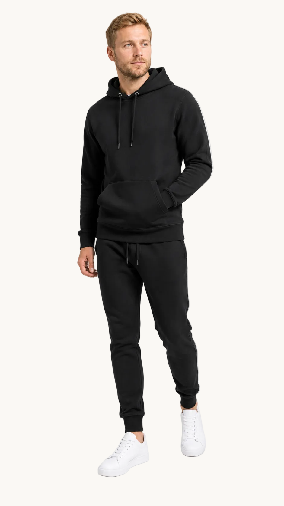 carpstylez KINGFISHER VIBES Hoodie – Studio Mock Fullbody, Karpfen-Streetwear
