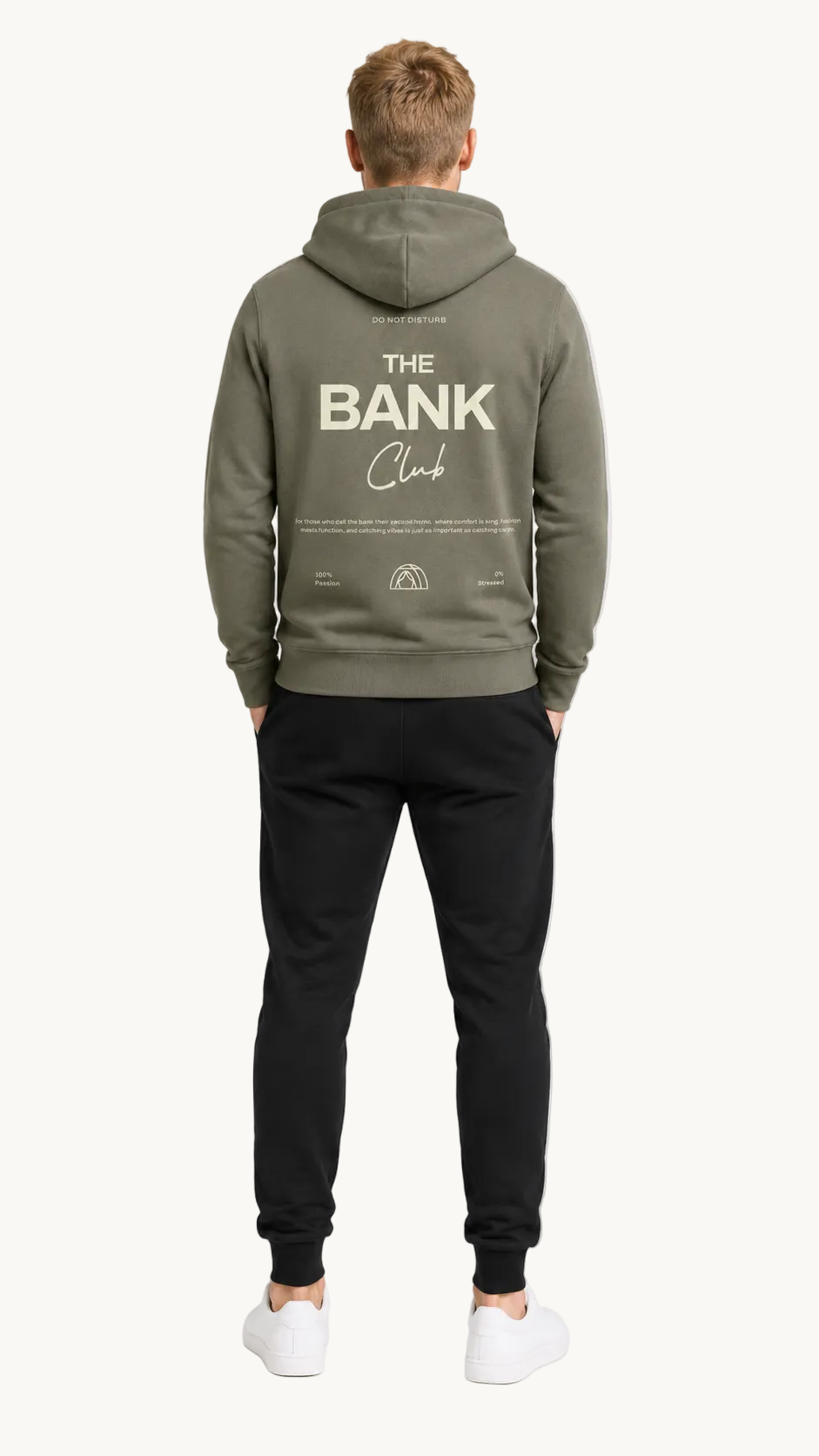 carpstylez THE BANK Club Hoodie – Studio Mock Fullbody, Karpfen-Streetwear