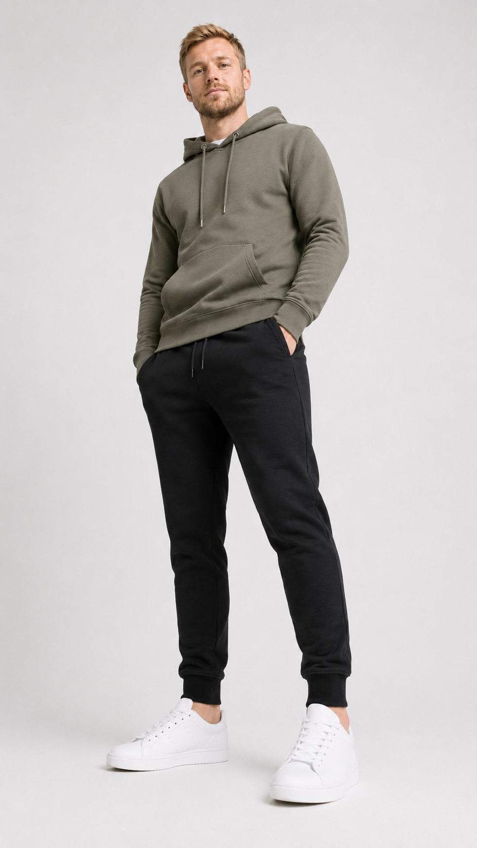 carpstylez THE BANK Club Hoodie – Studio Mock Fullbody, Karpfen-Streetwear