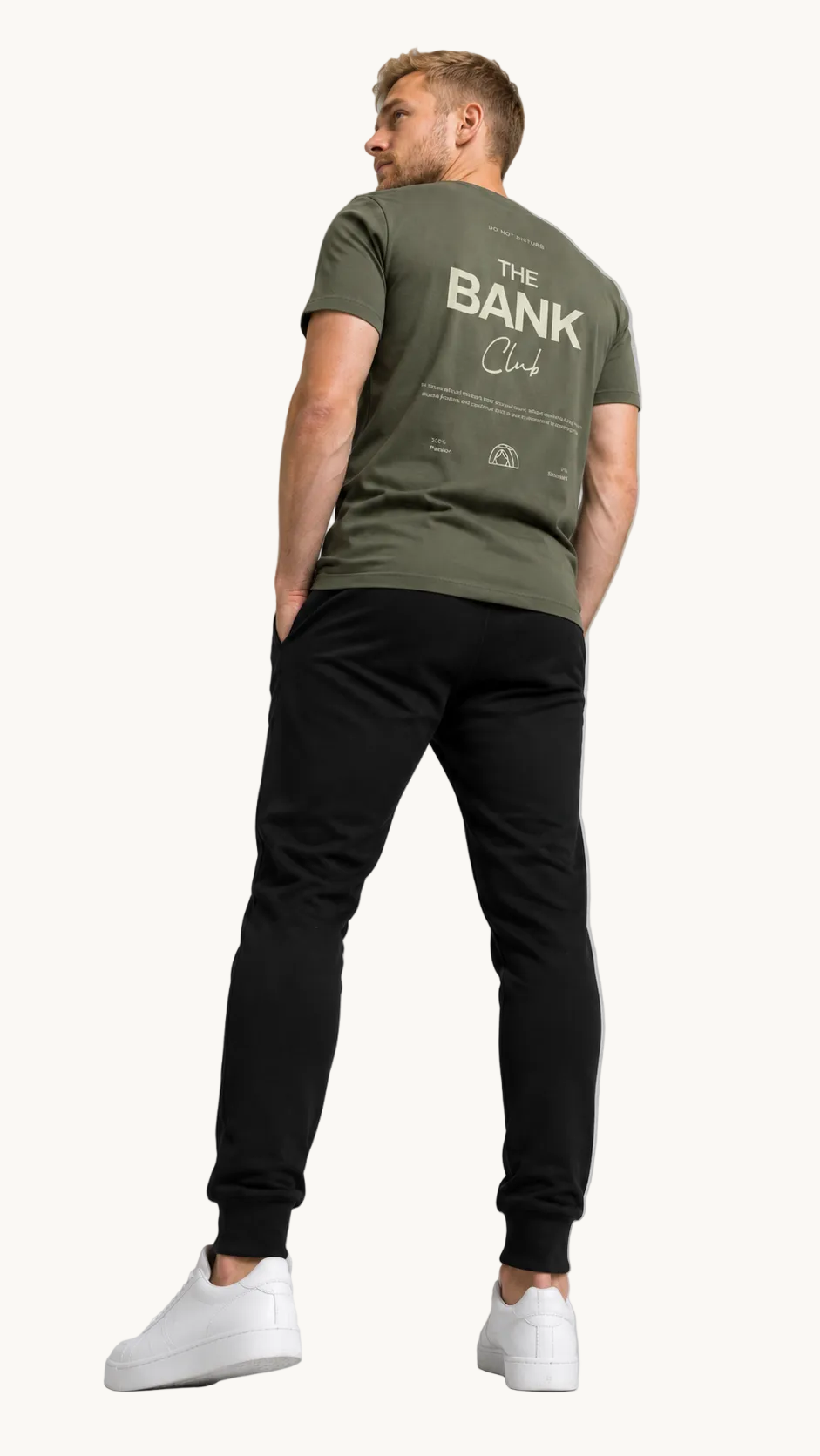 carpstylez THE BANK Club Shirt – Studio Mock Fullbody, Karpfen-Streetwear