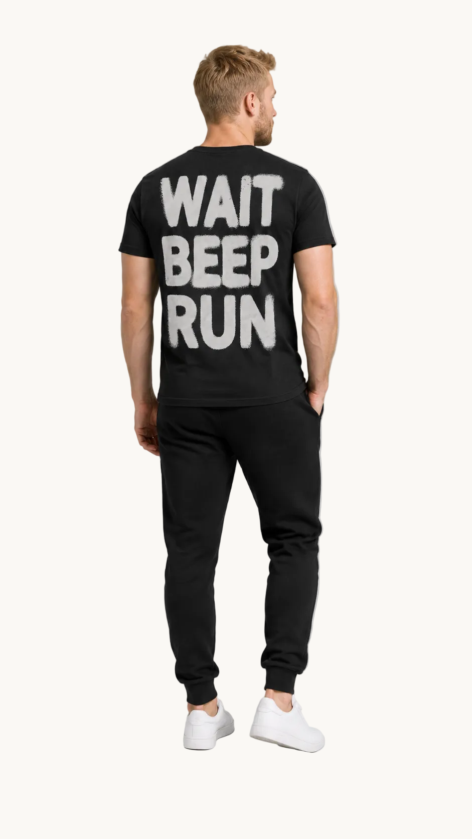 carpstylez WAIT BEEP RUN Shirt – Studio Mock Fullbody, Karpfen-Streetwear