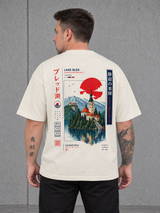 LAKE BLED Oversize Shirt in Ivory – getragen, Rückenansicht mit ECW-Print