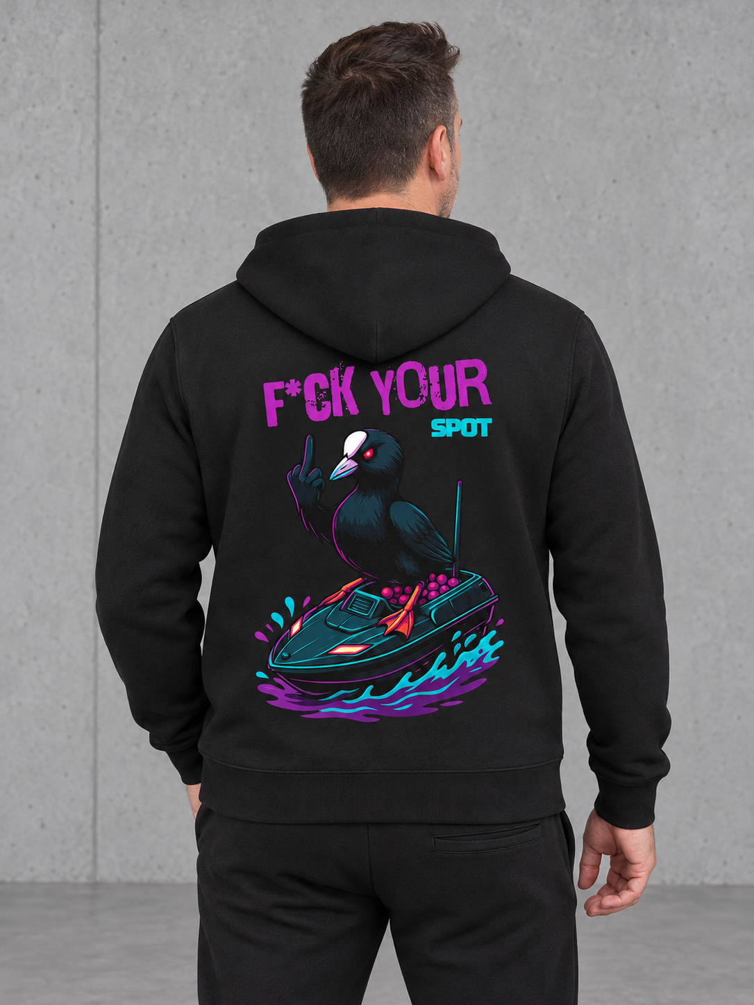 F*CK YOUR SPOT Hoodie Schwarz – getragen, Rückenansicht #farbe_black