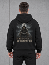 LAKE HAUNT 2.0 NS401 Hoodie – Rückenansicht getragen #color_black