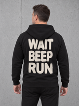 carpstylez WAIT BEEP RUN Hoodie in Schwarz – getragen, Rückenansicht im Halbportrait #farbe_black