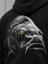 carpstylez BLACKWATER CARP Hoodie – Detail des Rückenprints #farbe_black