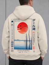 LAC DU DER Oversize Hoodie NS408 in Ivory – Detail des Rückenprints und der Kapuze #color_ivory