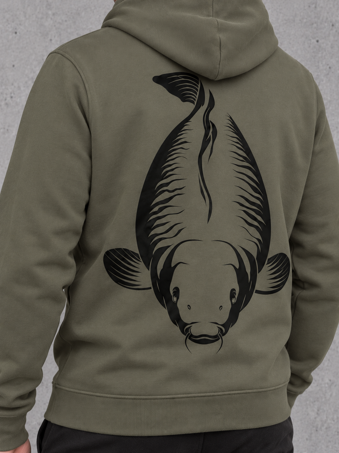 carpstylez KING CARP Hoodie – Detail des Rückenprints #farbe_organic khaki