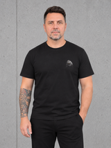 carpstylez BLACKWATER CARP Shirt – Vorderseite mit kleinem Brustprint #farbe_black