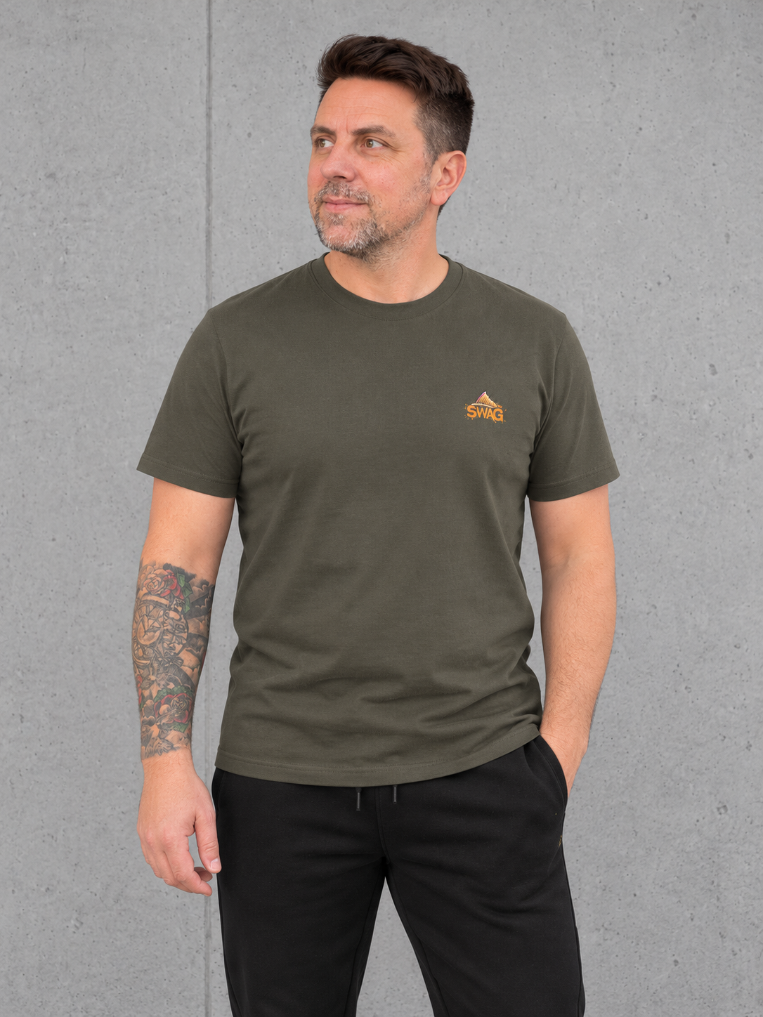 carpstylez CARPIFIED SWAG Shirt NS305 Organic Khaki – halfbody-front-chestprint #farbe_organic khaki