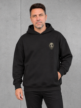 LAKE HAUNT 2.0 Oversize Hoodie Black – Frontansicht mit kleinem Brustlogo #color_black
