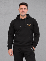 NO F*CKS Hoodie Black – Vorderansicht am Model #farbe_black