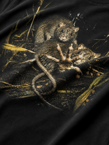 HEAVY PET(T)ING Shirt Black – Detailansicht Rückenprint #farbe_black