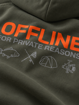 carpstylez Kids Hoodie OFFLINE in Organic Khaki – Nahaufnahme des Rückenprints und Stoffs #farbe_organic khaki
