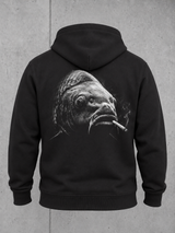 carpstylez SILT & SMOKE CARP Hoodie – 3D-Ghost Rücken mit Karpfenprint #farbe_black