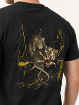Black – Rückenprint am Model