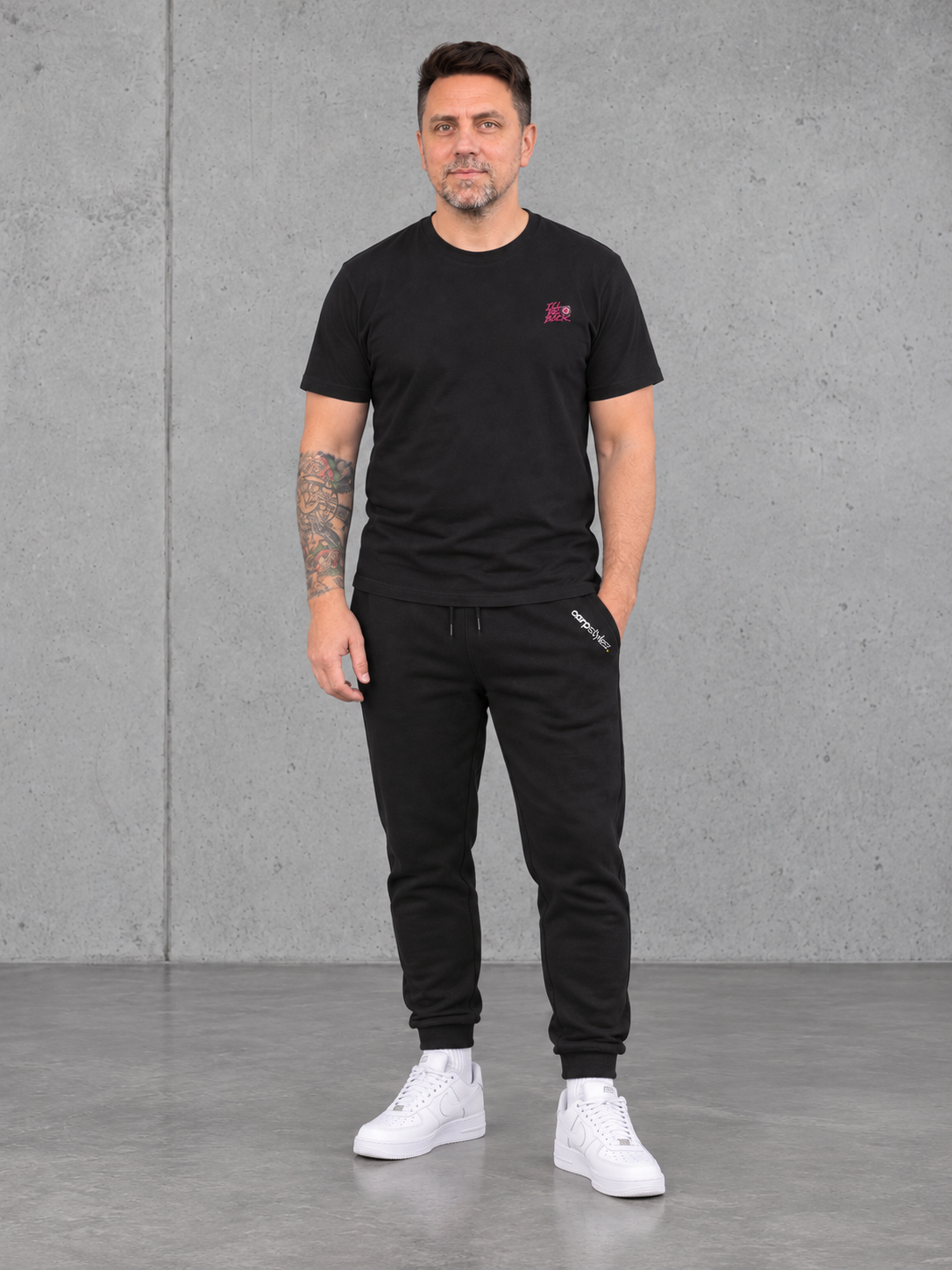 carpstylez CARPINATOR Shirt NS305 Black – fullbody-front-chestprint #farbe_black