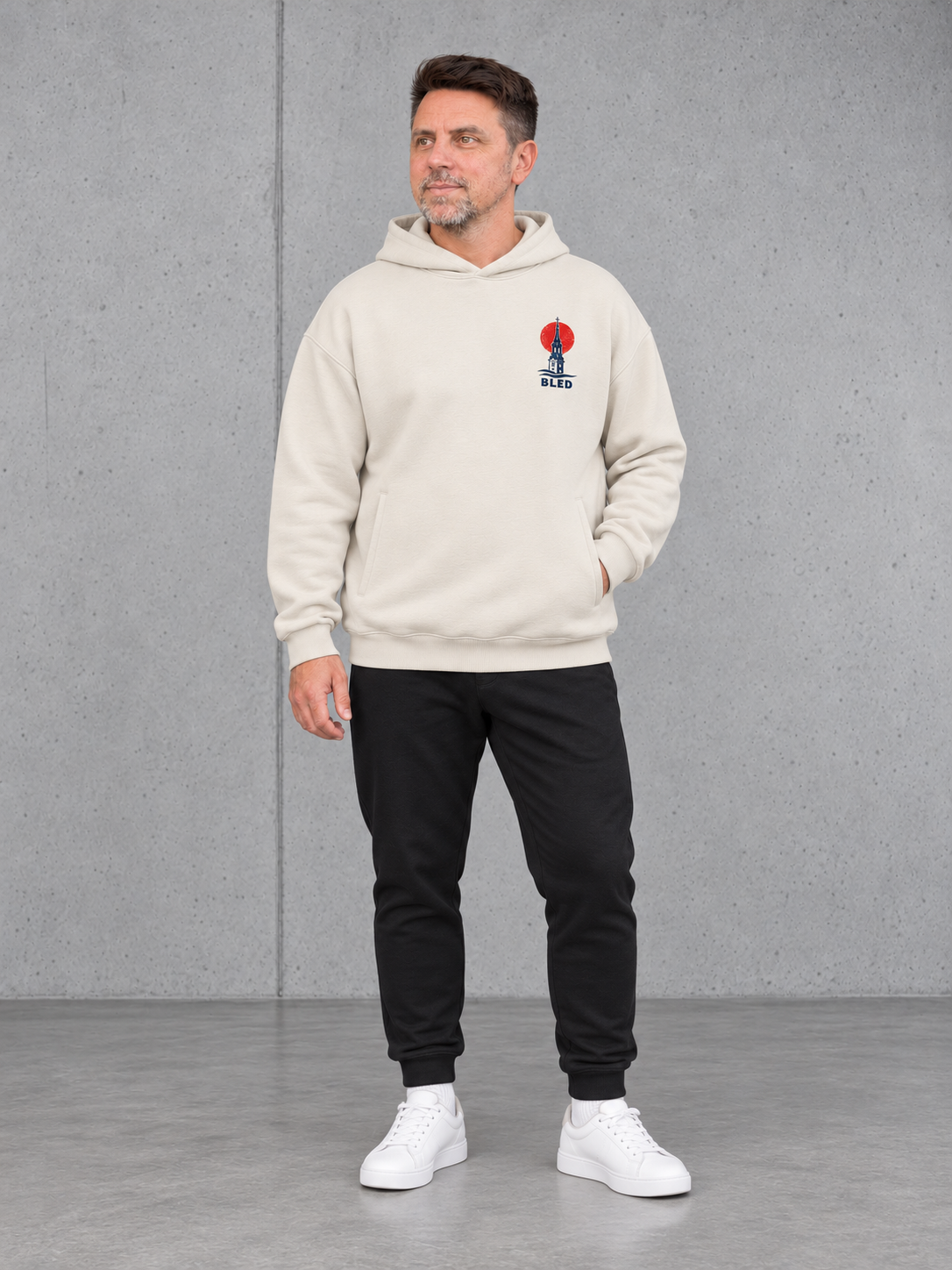carpstylez LAKE BLED Oversize Hoodie NS408 in Ivory – Ganzkörper-Frontansicht mit BLED-Brustmotiv