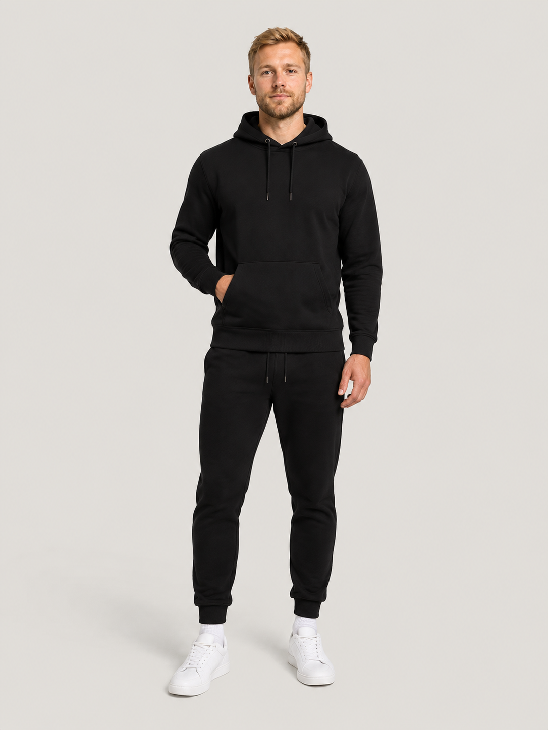 HEAVY PET(T)ING Hoodie Black – Ganzkörper Vorderansicht #farbe_black
