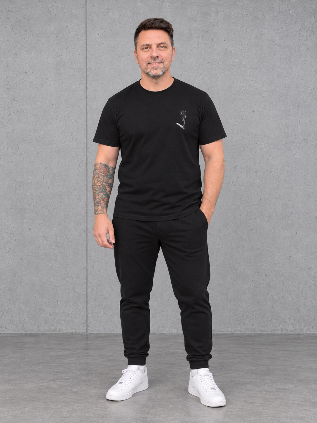 carpstylez Silt & Smoke Carp Shirt – Ganzkörper Vorderansicht #farbe_schwarz
