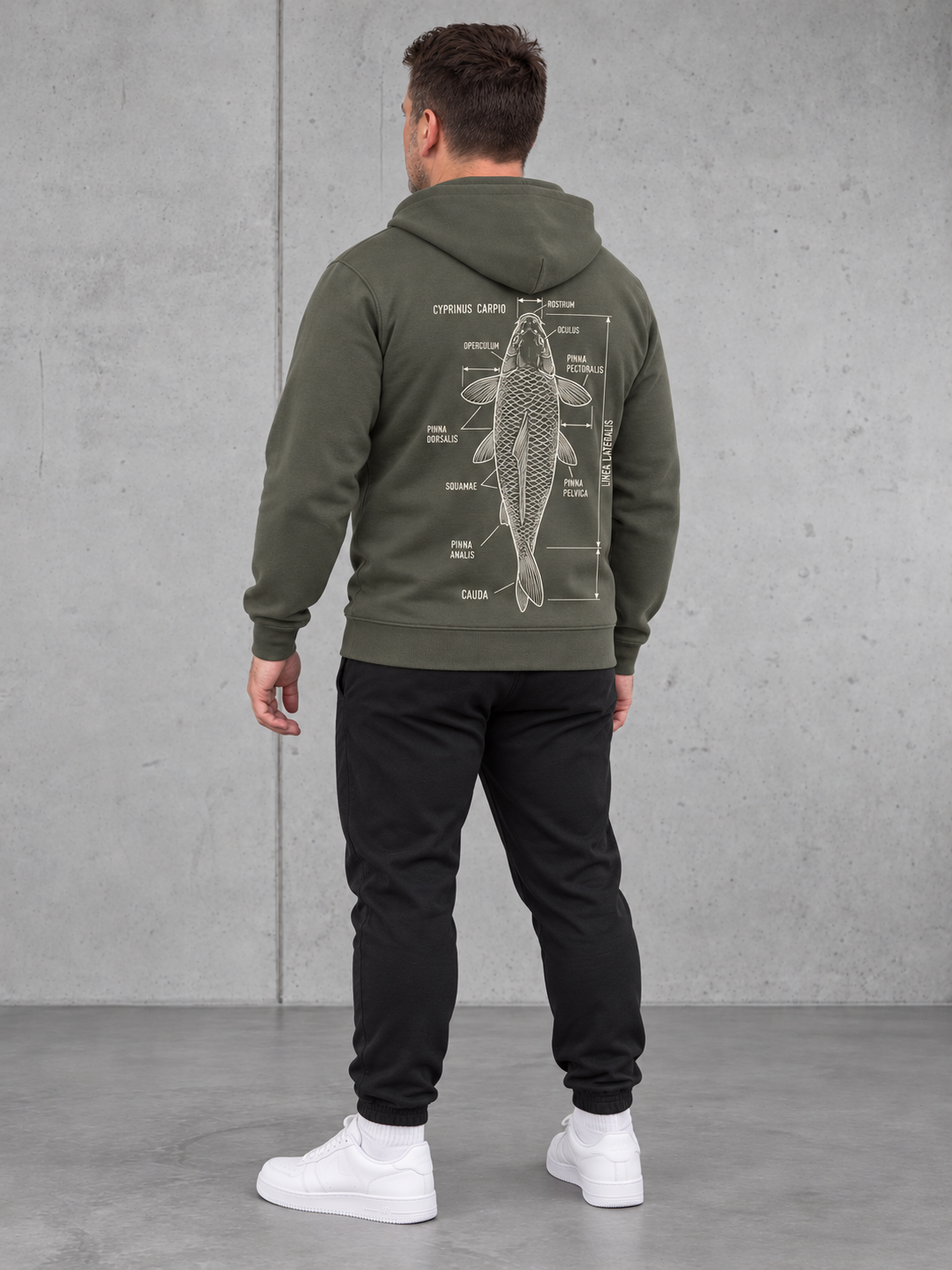 CYPRINUS CARPIO Hoodie Organic Khaki – fullbody-back-three-quarter #farbe_organic khaki