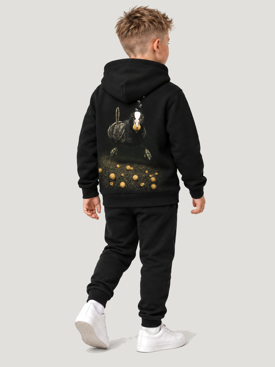 carpstylez Kids Hoodie THANKS, DUMBASS in Black – Ganzkörper-Rückenansicht in Dreiviertelperspektive am Kind #farbe_black