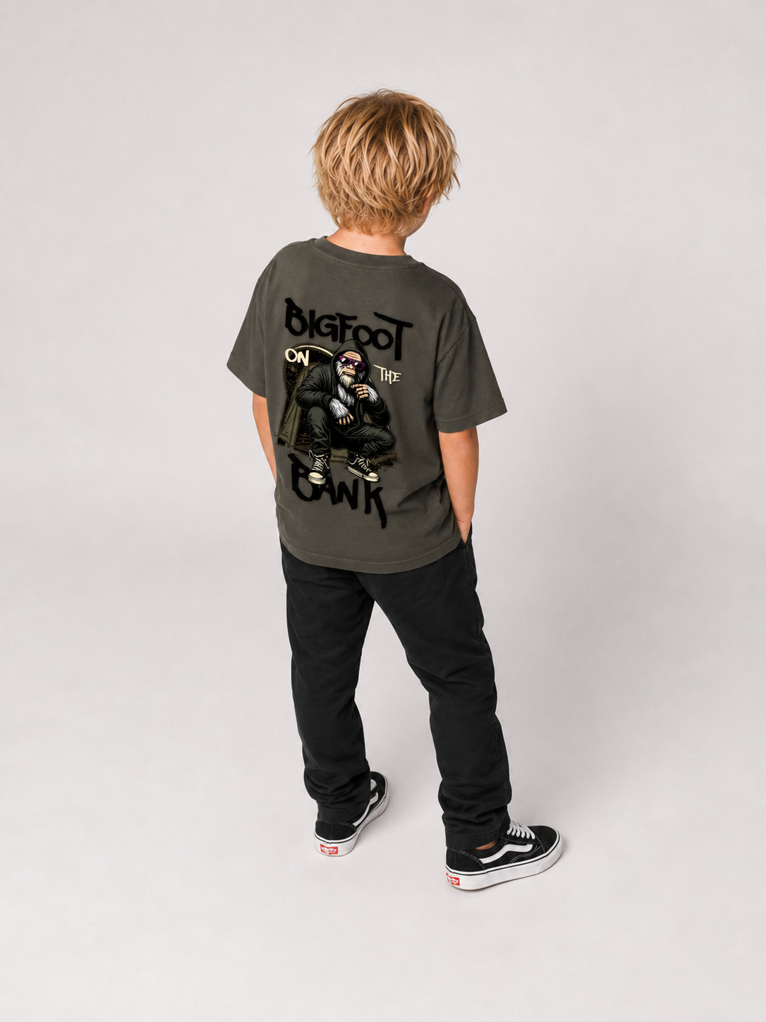 BIGFOOT ON THE BANK Kids Shirt