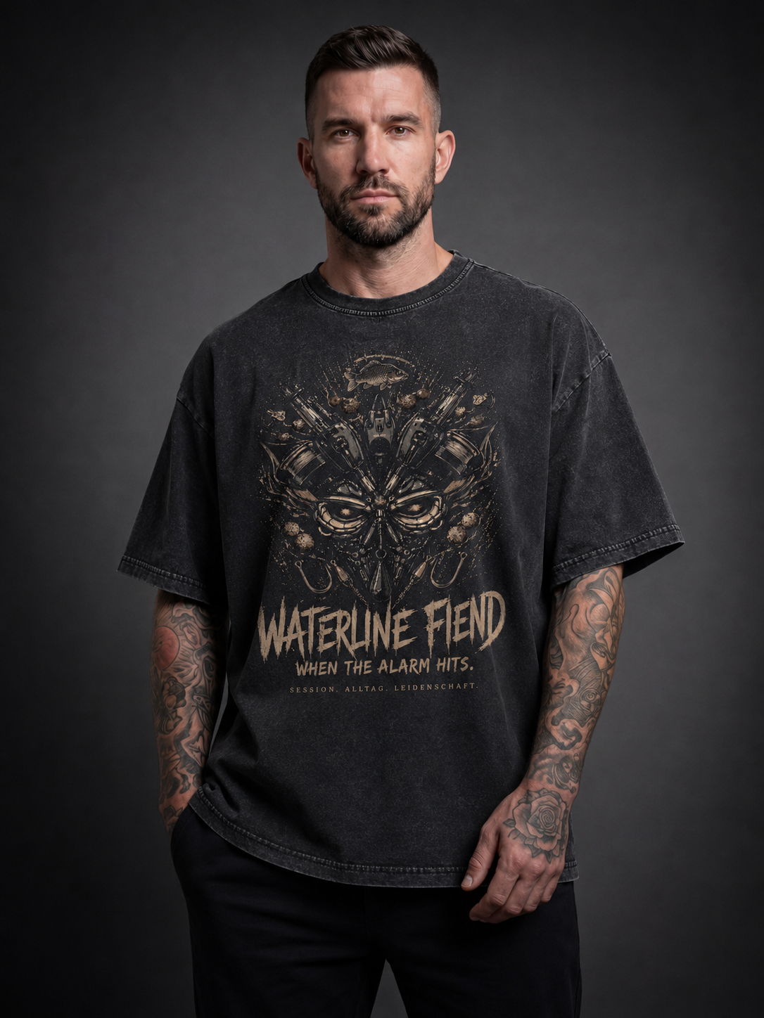 carpstylez „Waterline Fiend“ Acid-Wash Oversize-Shirt schwarz – Streetwear fürs Karpfenangeln
