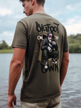 BIGFOOT ON THE BANK Prime T-Shirt - CAST carpstylez Karpfen Angeln