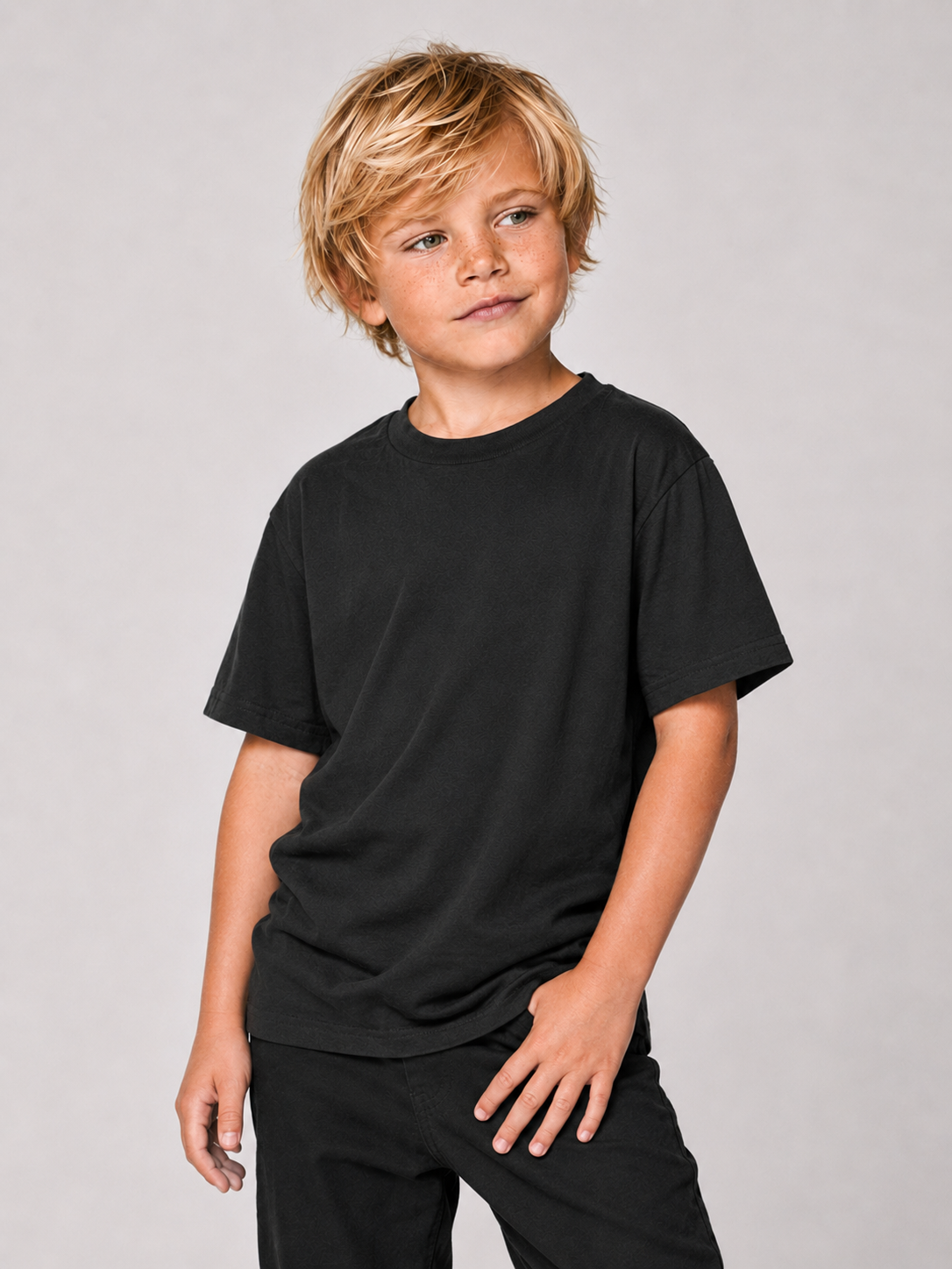 BLACKWATER CARP Kids Shirt Schwarz – cleane Vorderansicht, Karpfenangler-Streetwear