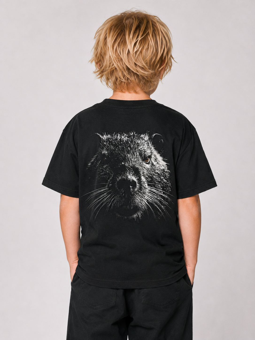 BLACKWATER NUTRIA Kids Shirt in Schwarz mit Backprint – Rückenansicht