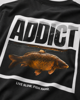 carpstylez ADDICT Shirt – Detail, Karpfen-Streetwear