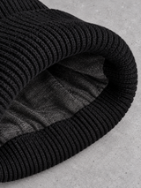 ESSENTIALS Wind Beanie – Innenansicht mit Baumwoll-Jersey-Futter und Rippstrickrand, Black #color_black, olive green, graphite grey