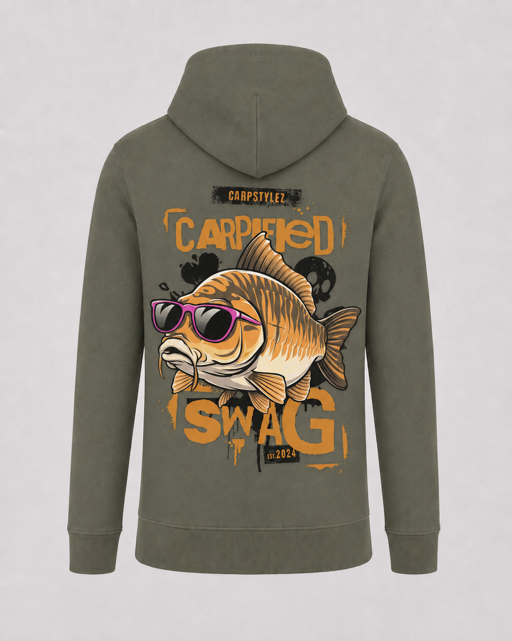 carpstylez Carpified Swag Hoodie – Backprint, khakifarbener Karpfen-Hoodie
