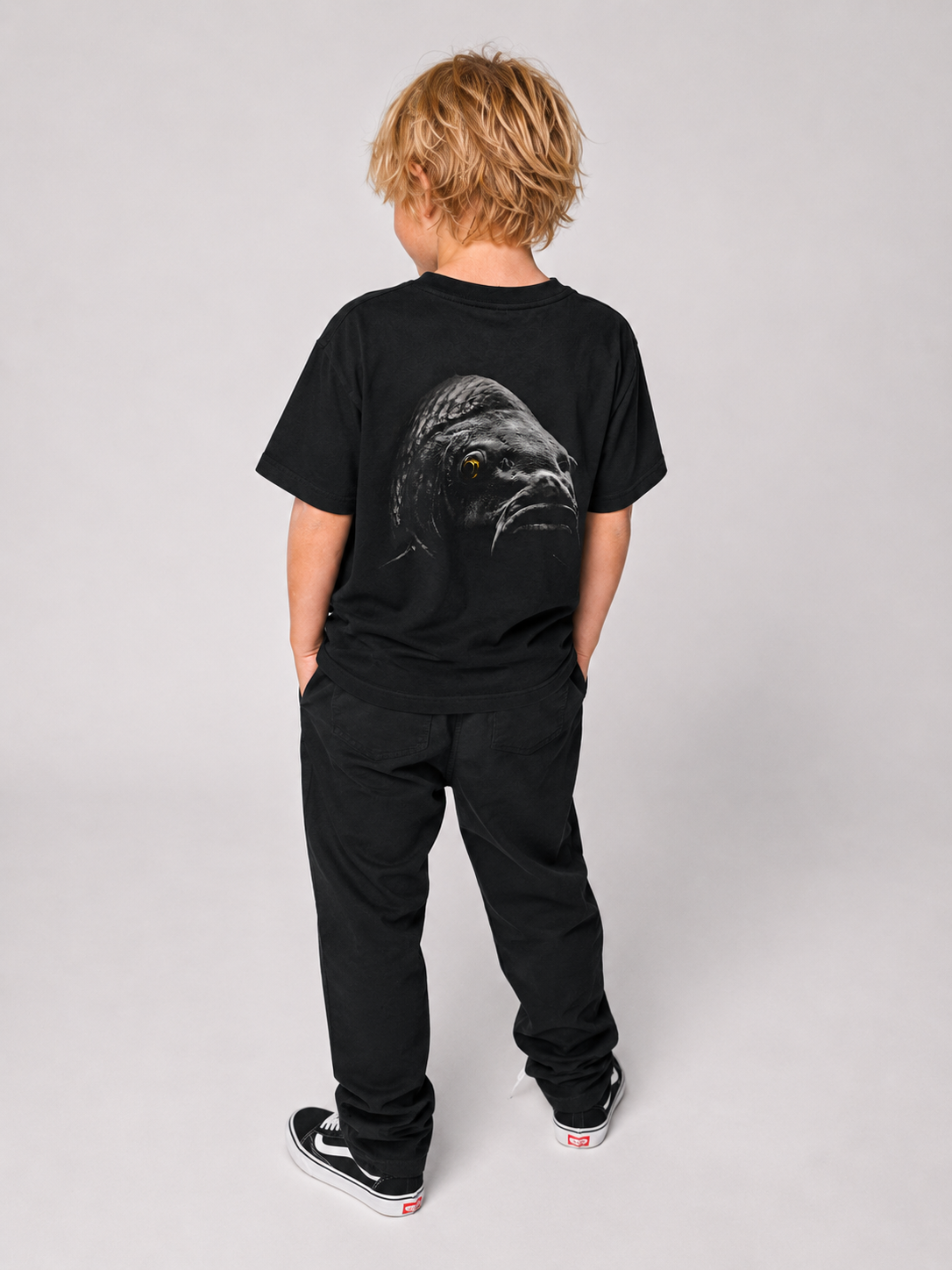 carpstylez Kids BLACKWATER CARP Shirt – Studio Mock, Karpfen-Streetwear