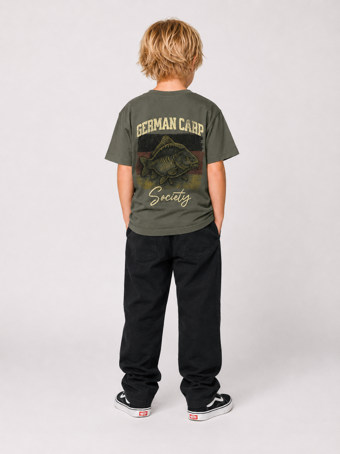 carpstylez Kids GERMAN CARP Society Shirt – Studio Mock, Karpfen-Streetwear