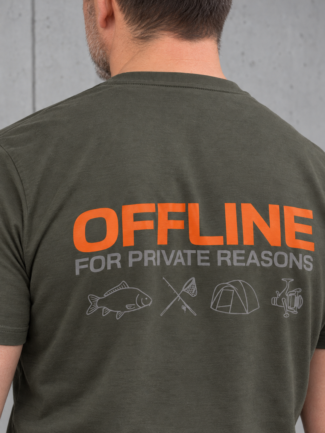 carpstylez OFFLINE Shirt – Rückenprint Detail #farbe_organic khaki