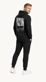 carpstylez PASSION Hoodie – Studio Mock Fullbody, Karpfen-Streetwear