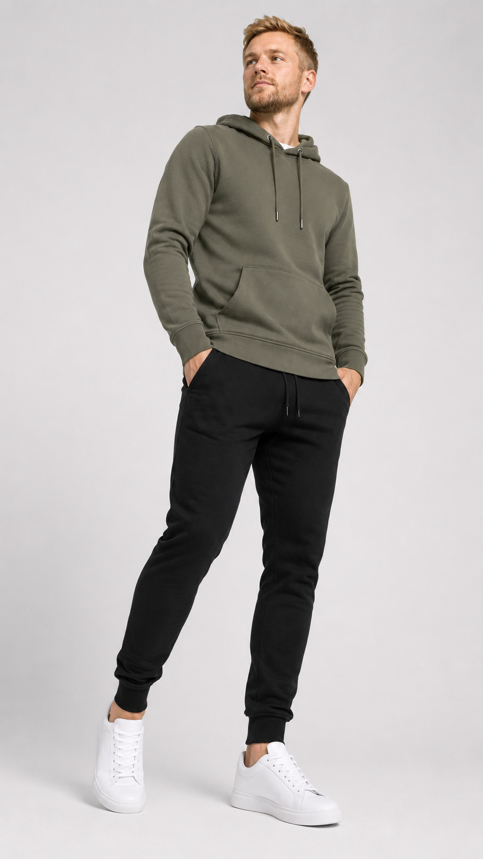 carpstylez THE RISE Hoodie – Studio Mock Fullbody, Karpfen-Streetwear