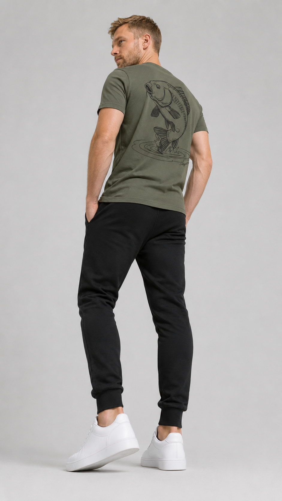 carpstylez THE RISE Shirt – Studio Mock Fullbody, Karpfen-Streetwear