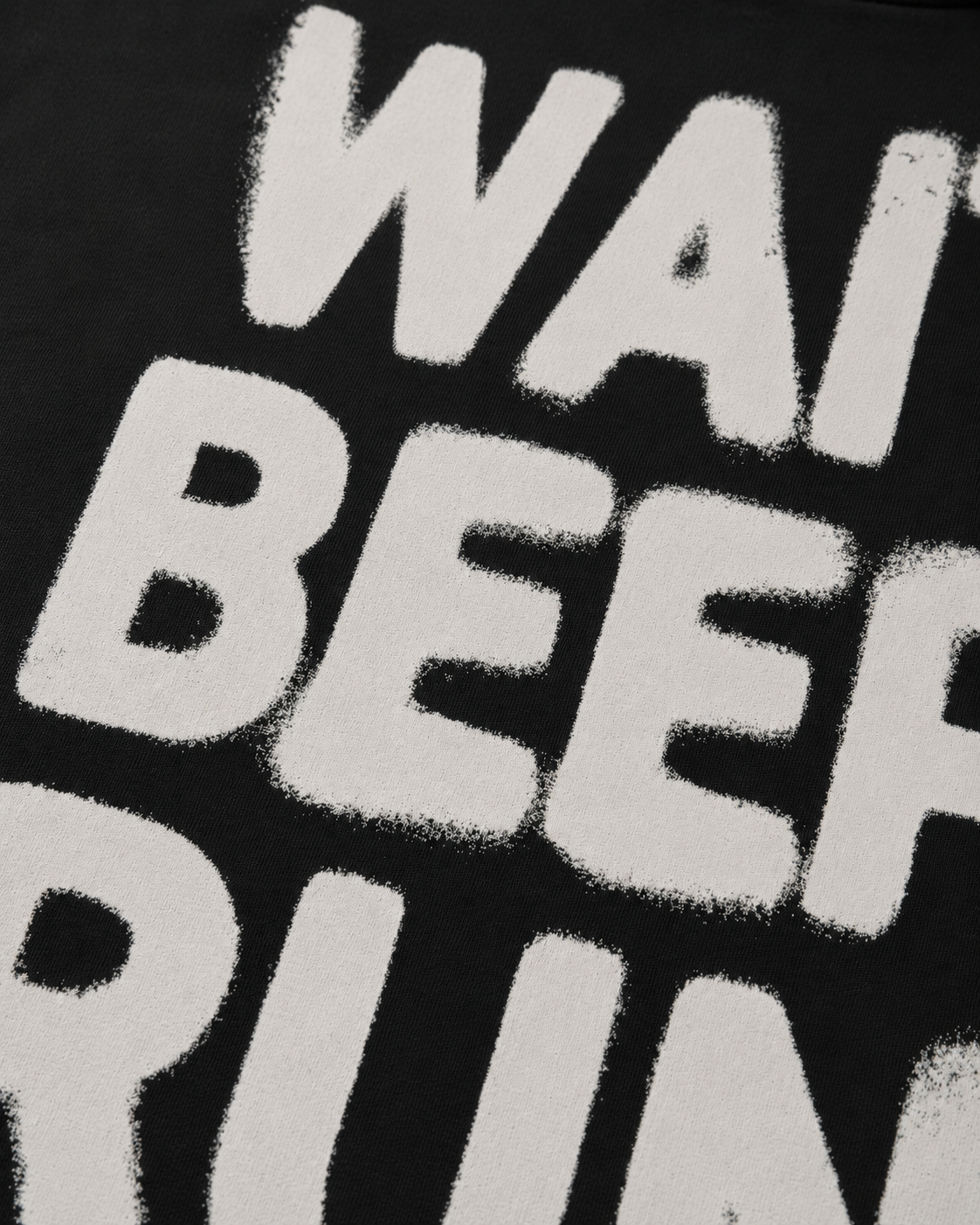 carpstylez WAIT BEEP RUN Hoodie – Detail, Karpfen-Streetwear