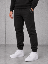 ESSENTIALS Jogger mit Taschenlogo und NS401 Black unbedruckt – front-black #farbe_black