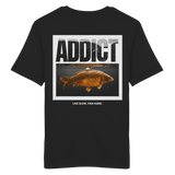 Karpfen Angeln mit ADDICT Prime T-Shirt - CAST carpstylez